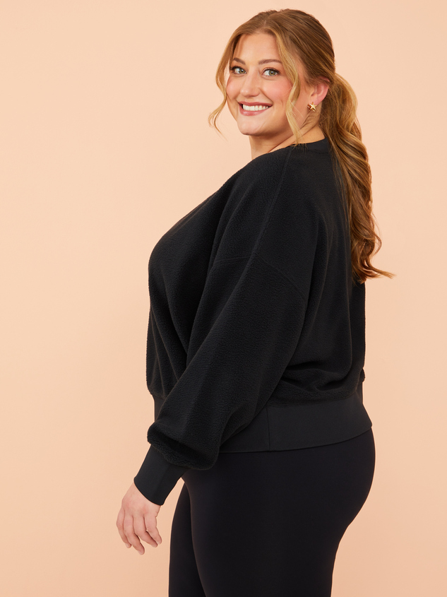 Serene Sherpa Pullover Detail 3 - ARULA