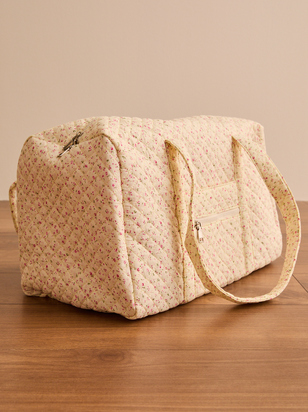 Everly Quilted Duffel Bag - ARULA