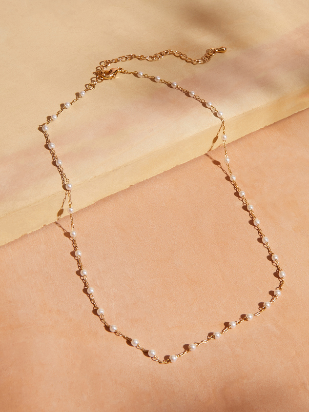Pearly Girl Necklace Detail 2 - ARULA