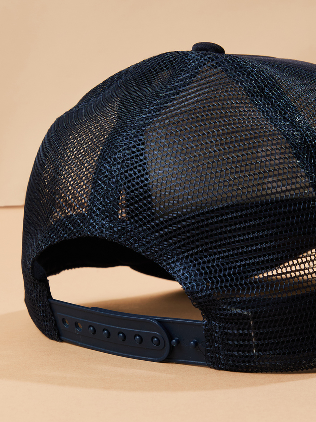 Dad Golf Club Trucker Hat Detail 3 - ARULA