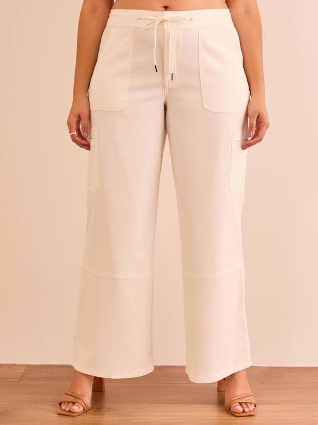 Greer Utility Cargo Pants Detail 2 - ARULA