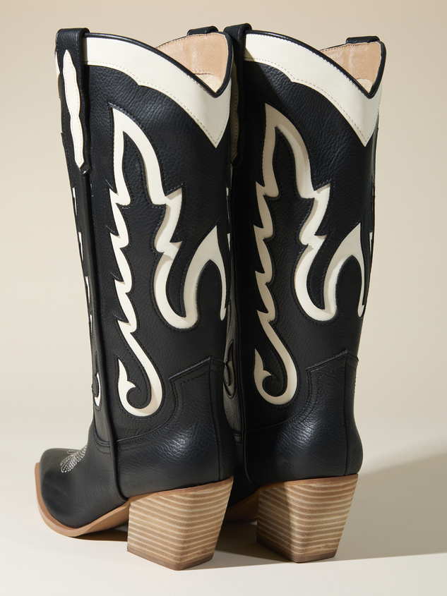 Ida Cutout Western Boot Detail 4 - ARULA