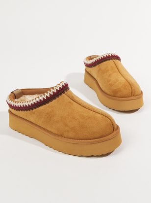 Cloud Wide Width Slippers - ARULA