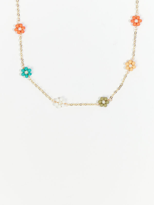Daisy Necklace Detail 2 - ARULA