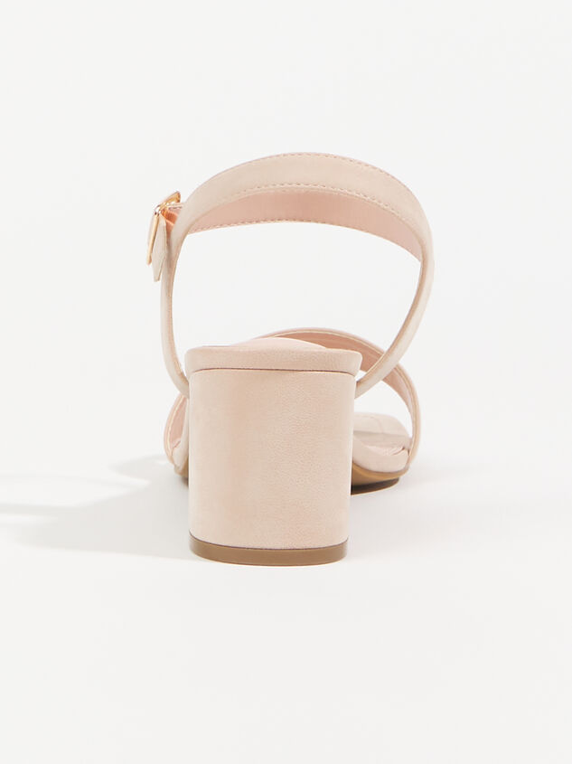 Layne Wide Width Block Heels Detail 4 - ARULA