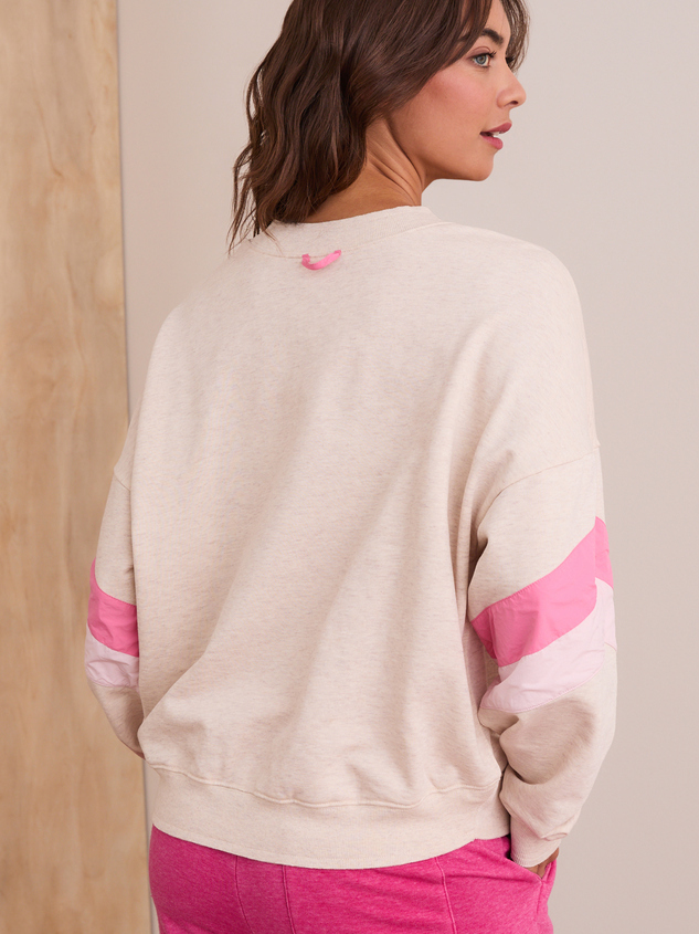 Show Stopper Sweatshirt Detail 5 - ARULA