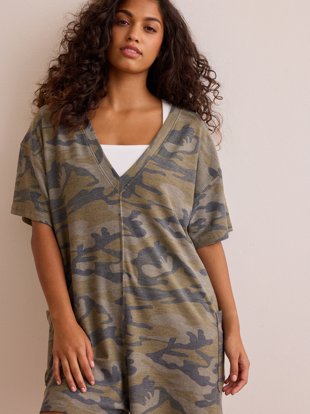 Hang Tough Reversible Tee Camo Romper Detail 6 - ARULA