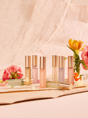 The Sanctuary Collection Fragrance 8 Piece Discovery Set - ARULA