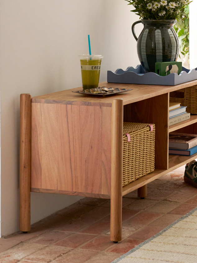 Liv Low Storage Detail 2 - ARULA