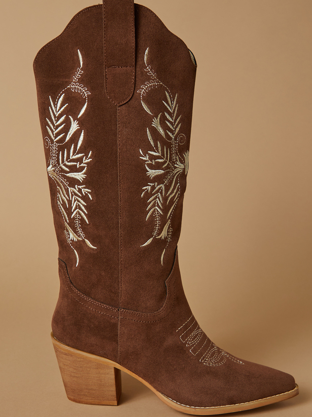 Flora Western Boots Detail 2 - ARULA