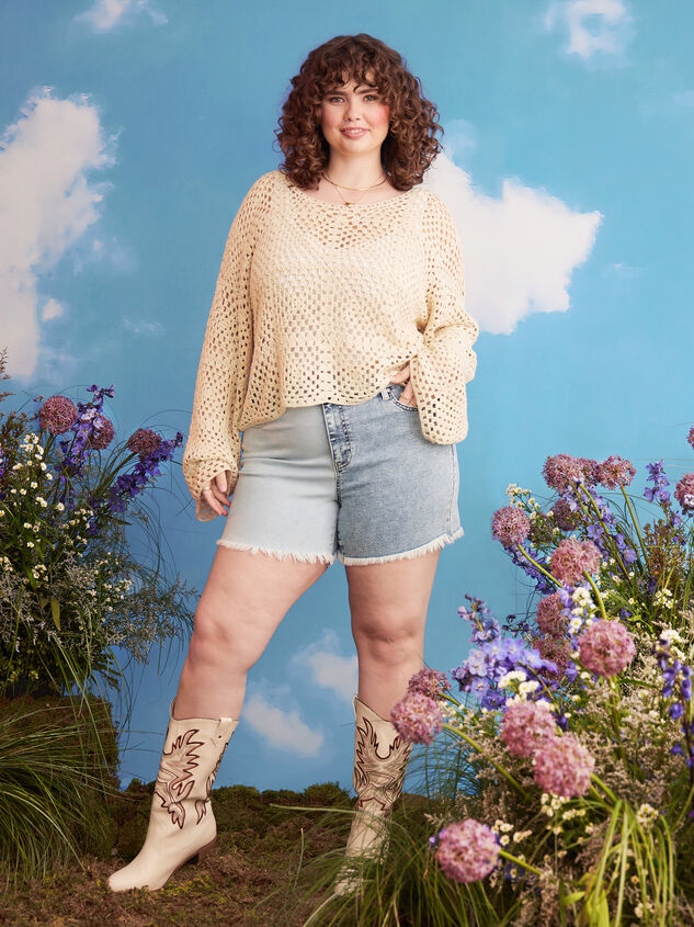 Two Toned Denim Shorts Detail 6 - ARULA