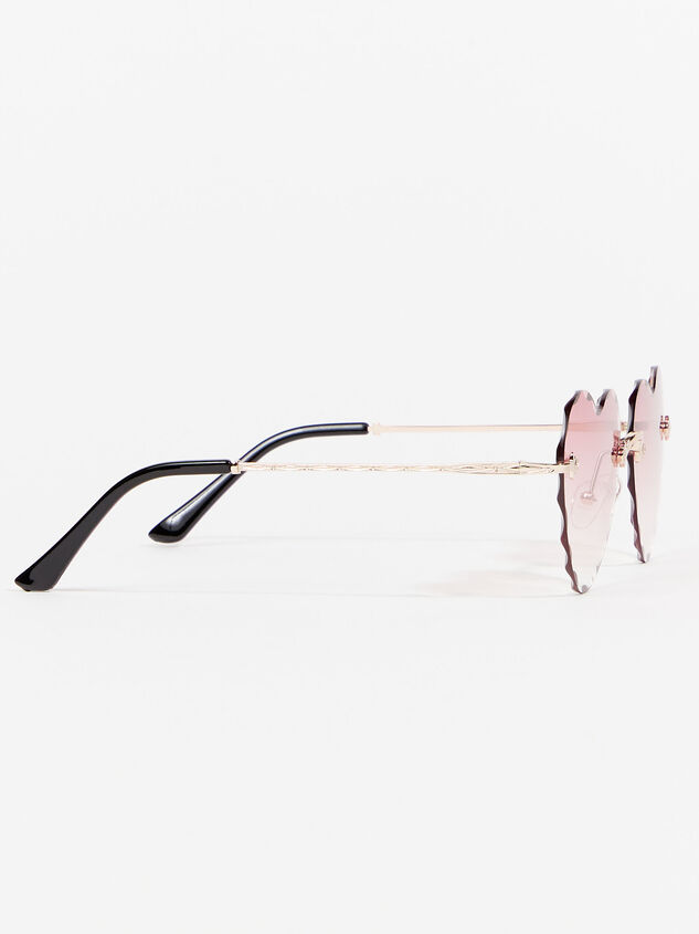 Heart Eyes Sunglasses Detail 2 - ARULA