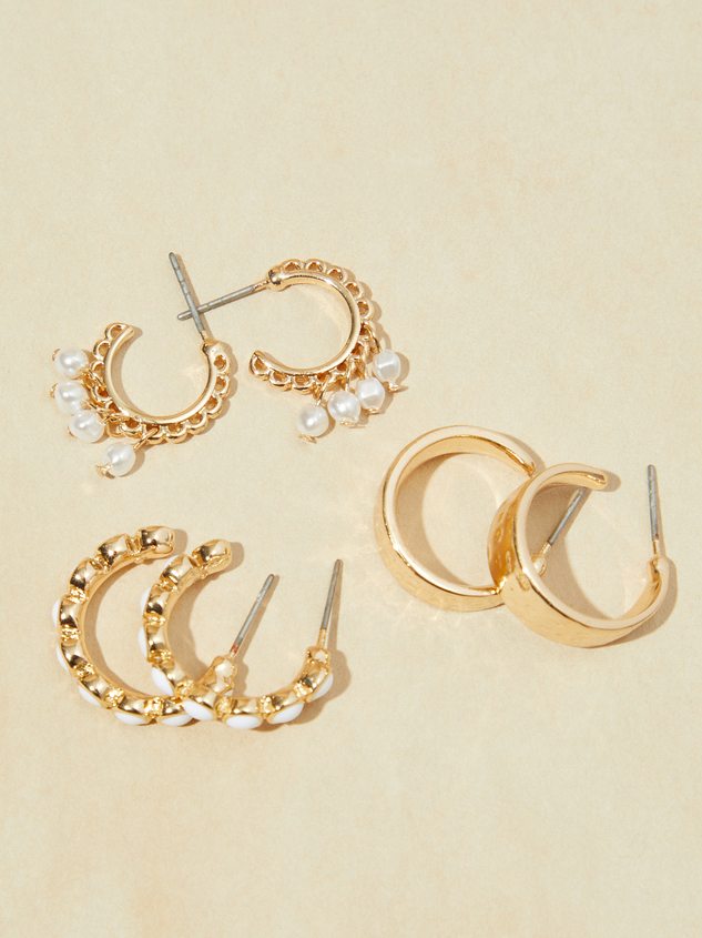 Gold Pearl Earring Set Detail 2 - ARULA