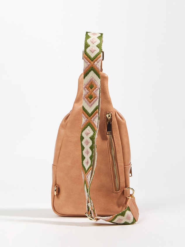Vana Sling Bag Detail 3 - ARULA