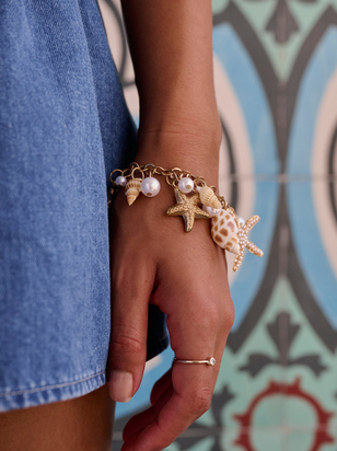 Shell Charm Bracelet - ARULA - 