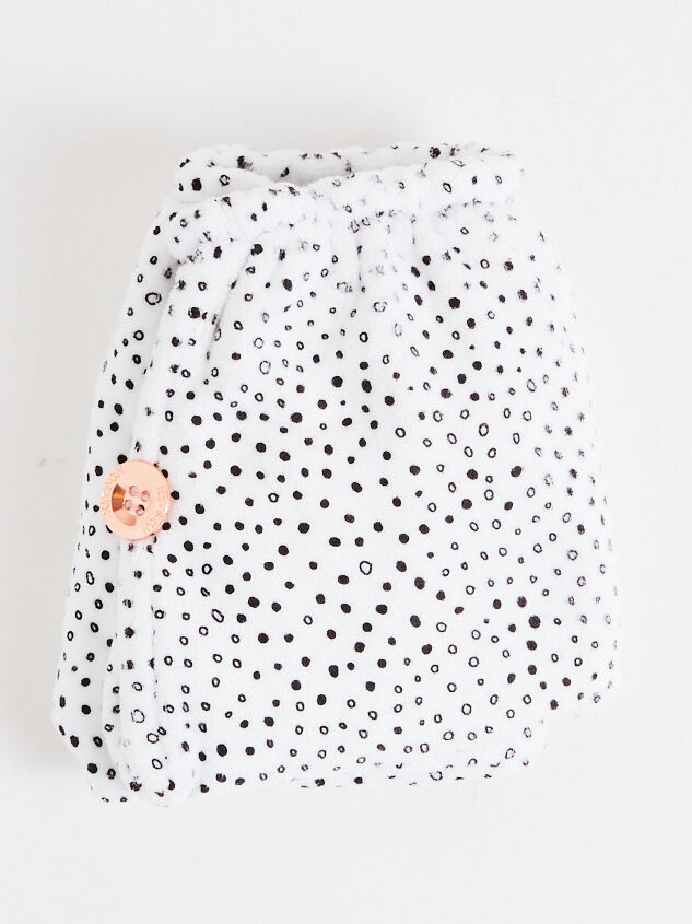Dot Quick Dry Hair Towel Detail 2 - ARULA