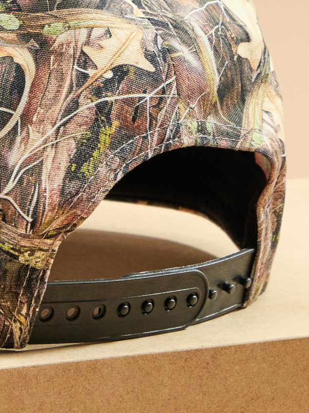 Camo Bow Trucker Hat Detail 3 - ARULA