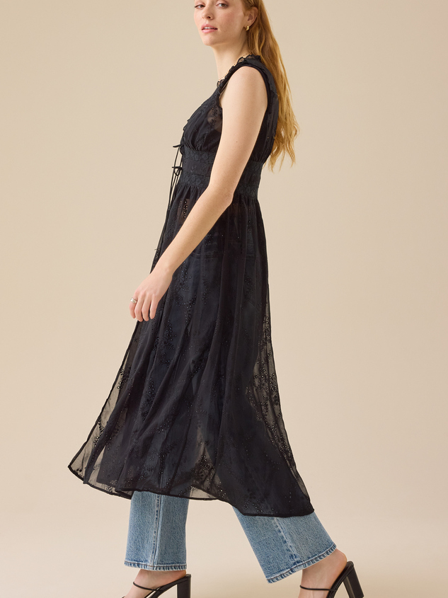 Quinn Eyelet Kimono Detail 3 - ARULA