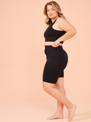 Seamless Ribbed Biker Shorts - ARULA