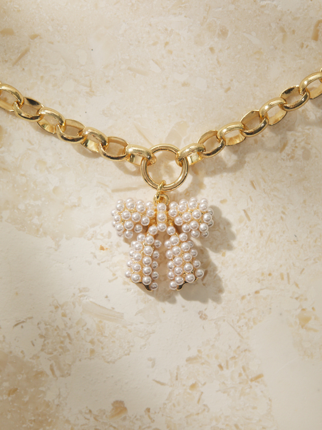 Colette Pearl Bow Charm Necklace Detail 2 - ARULA