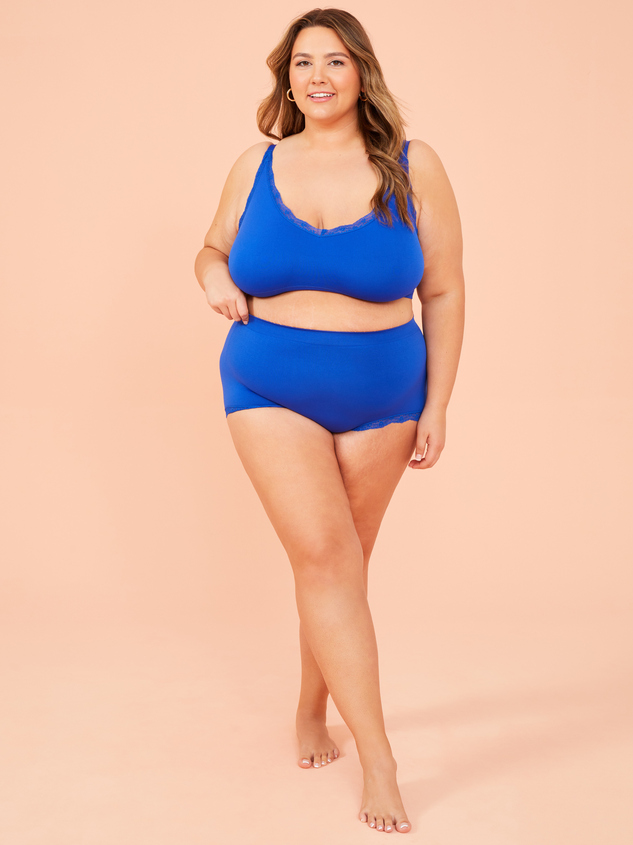 Seamless Bralette Detail 5 - ARULA