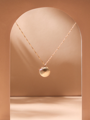 Shell Locket Necklace - ARULA - 