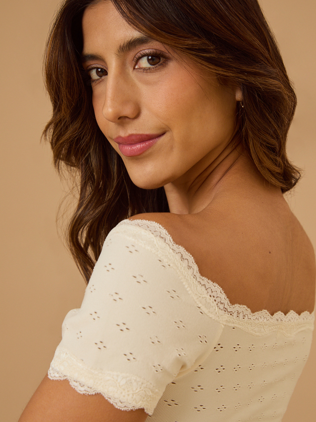 Everyday Seamless Eyelet Top Detail 5 - ARULA