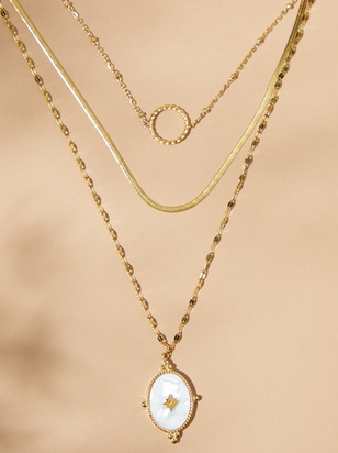 Layered Gold Pendant Compass Necklace - ARULA