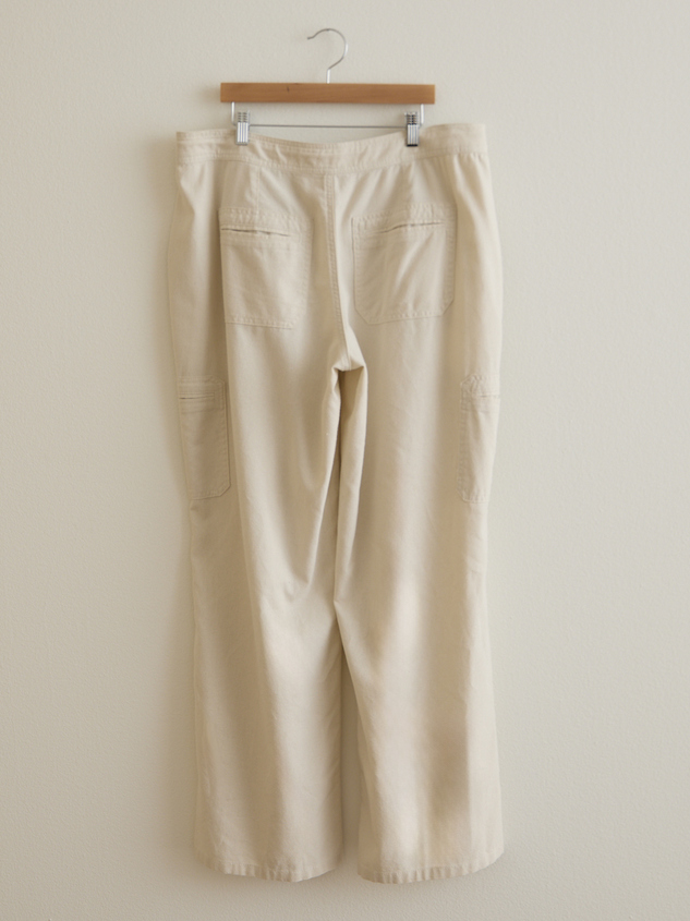 Greer Linen Cargo Pants Detail 2 - ARULA
