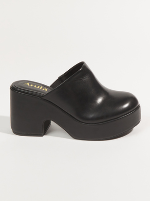 Jayde Wide Width Heeled Clogs - ARULA