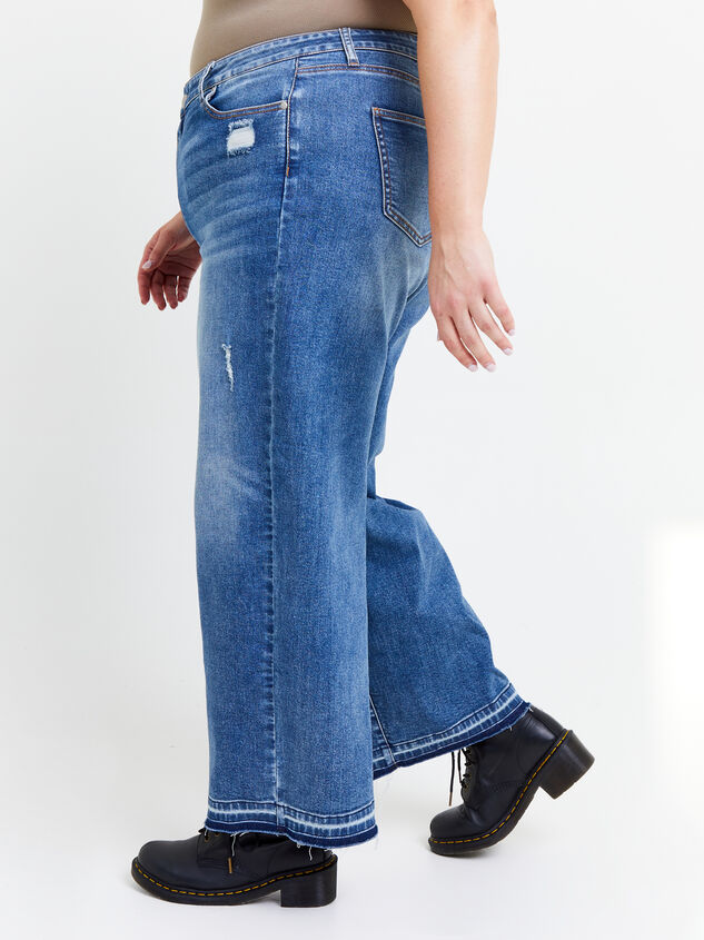 Incrediflex Release Hem Wide Leg Jeans Detail 3 - ARULA