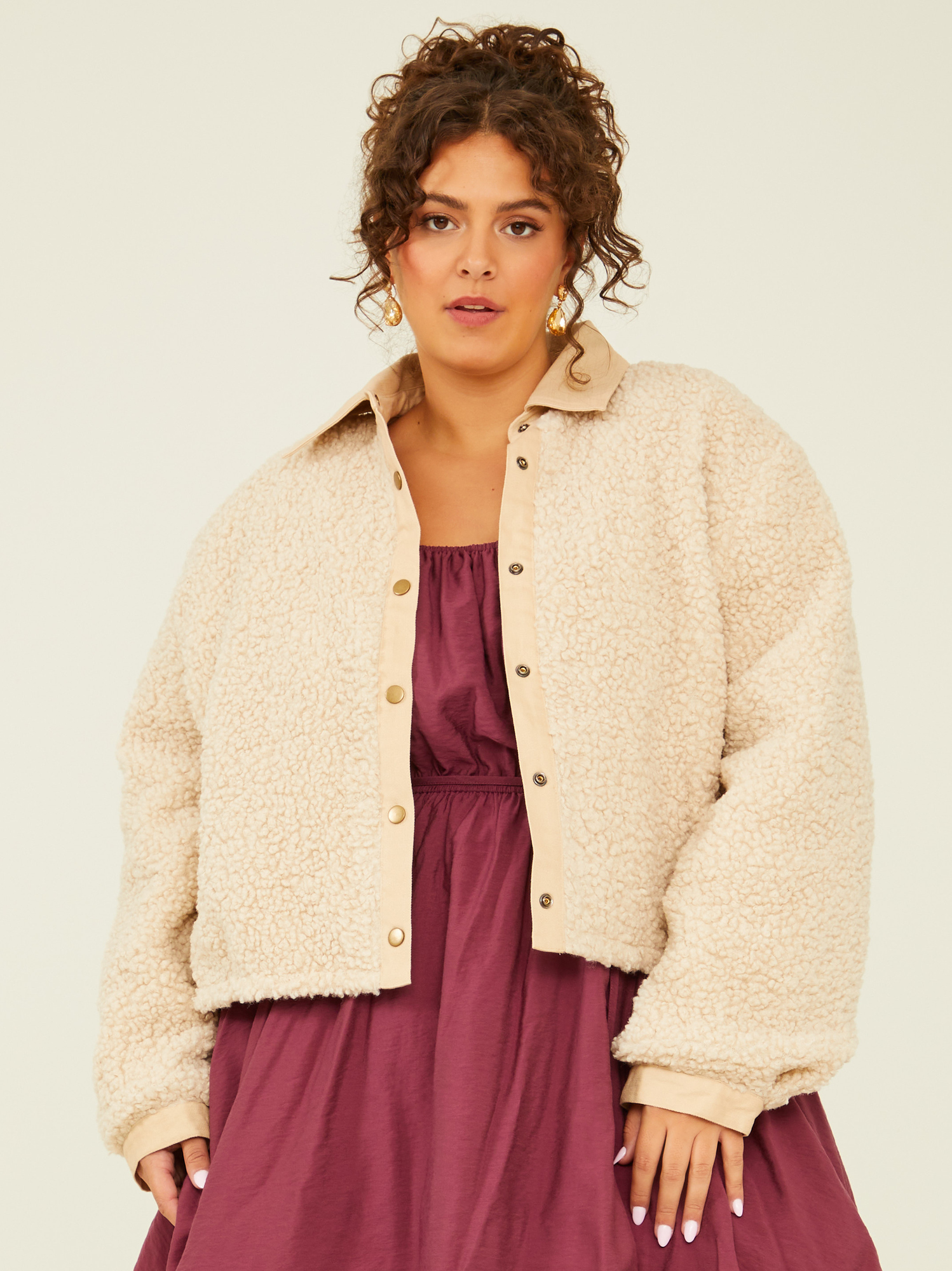 Reversible Sherpa Jacket in Taupe Arula