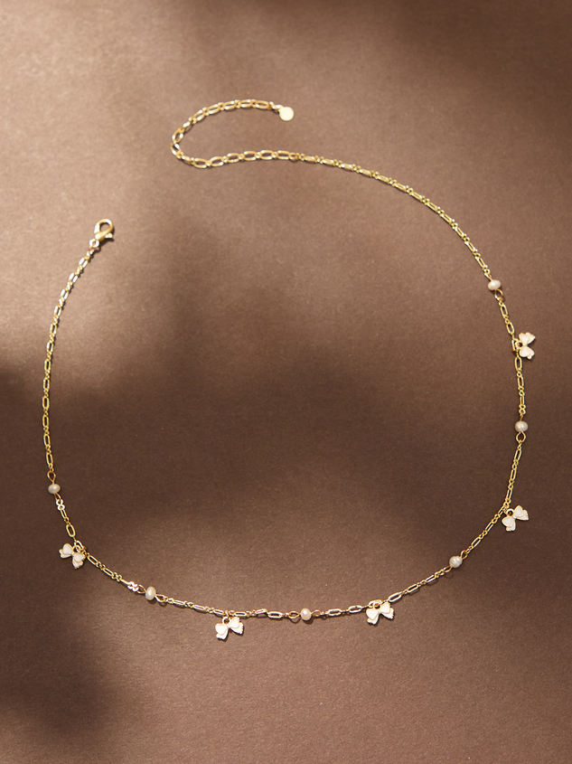 Dainty Pearl Bow Choker Detail 2 - ARULA