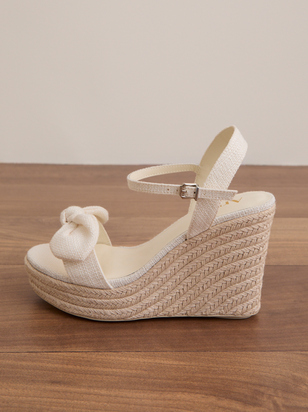 Cassia Bow Wedge - ARULA