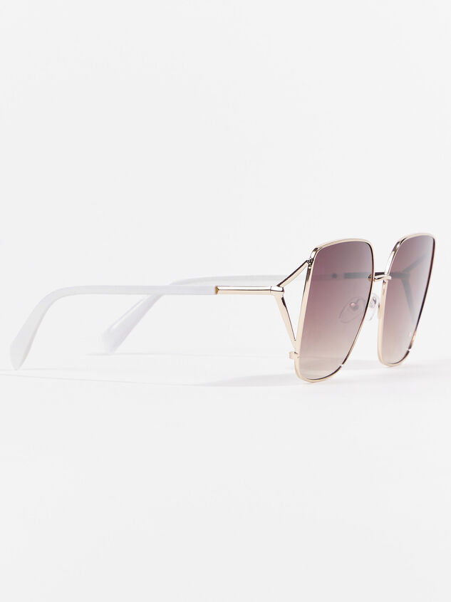 Ada Sunglasses Detail 2 - ARULA
