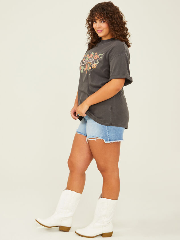 Yellowstone Floral Tee Detail 3 - ARULA
