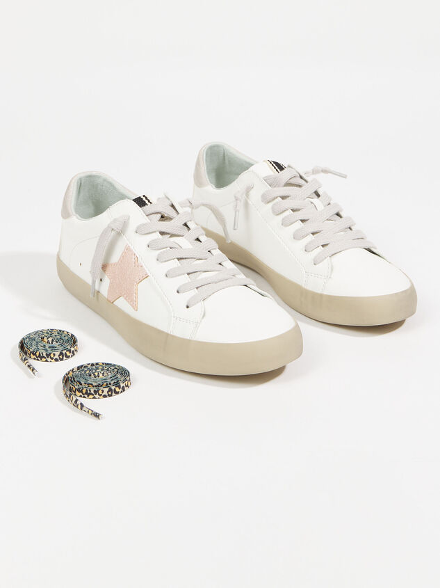 Paula Sneakers Detail 5 - ARULA