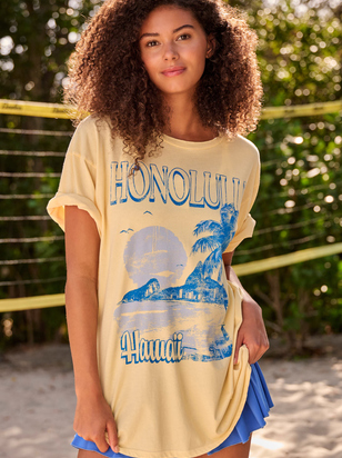 Honolulu Oversized Graphic Tee - ARULA - 