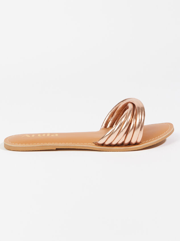 Aliana Wide Width Sandals Detail 2 - ARULA