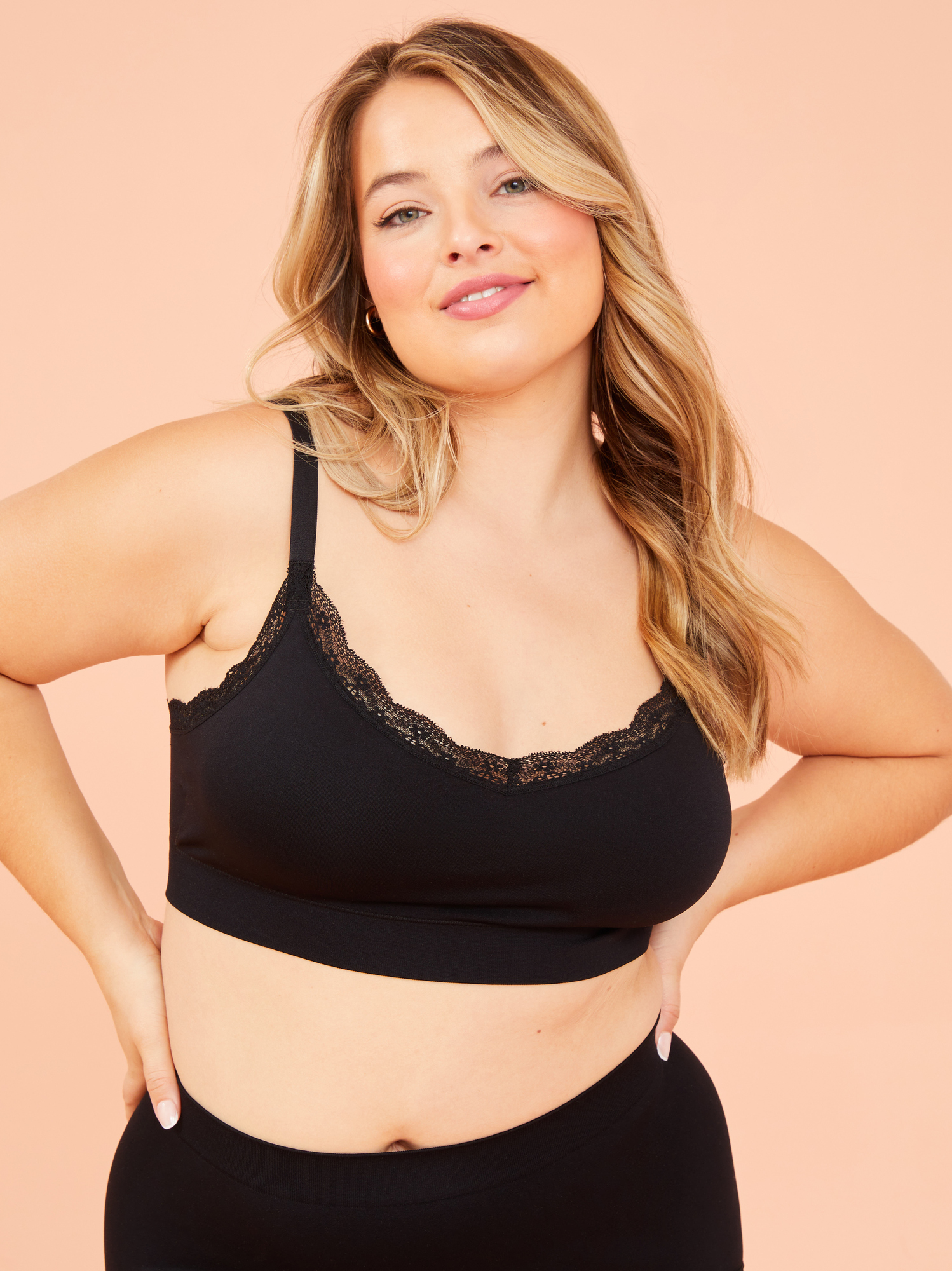 Seamless Lace Trim Bralette