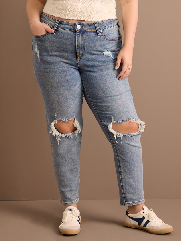 Destructed Girlfriend Jeans Detail 3 - ARULA