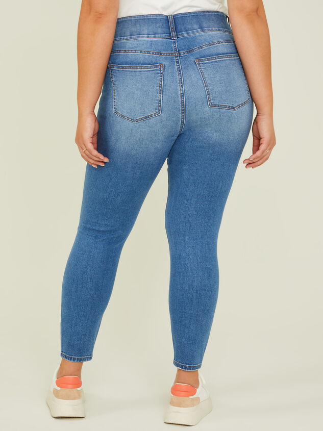 Vintage Wash Waist Smoothing Skinny Jeans Detail 5 - ARULA