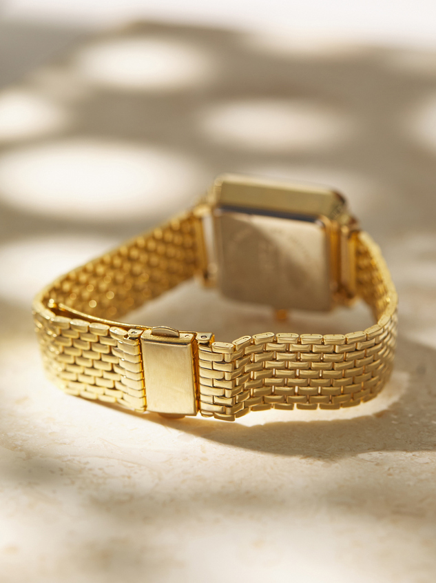 Squared Away Link Watch Detail 4 - ARULA
