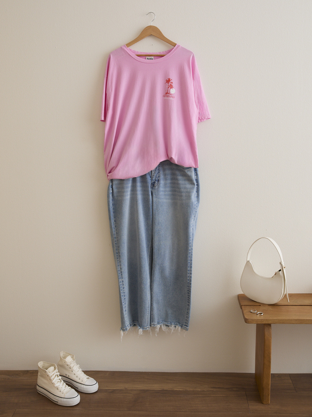Outerbanks Graphic Tee Detail 4 - ARULA