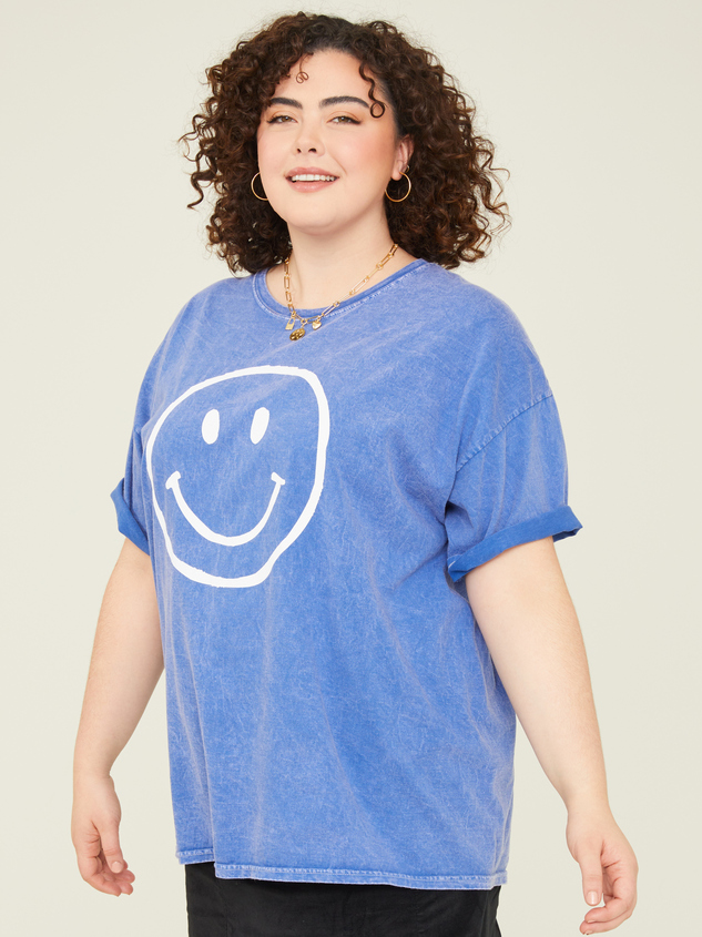 Smiley Face Oversized Tee Detail 3 - ARULA