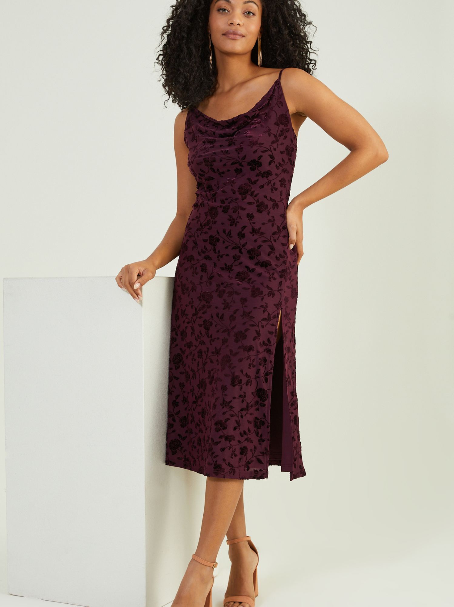 Burgundy velvet midi dress sales