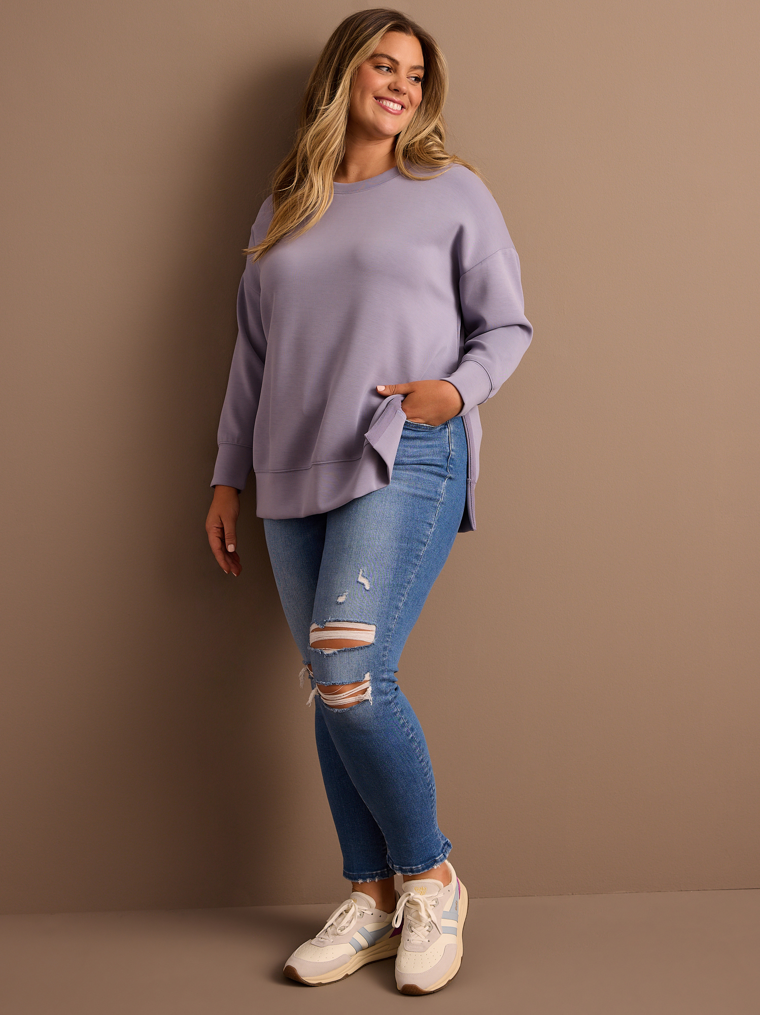 Super Soft Sweatshirt in Silver Bullet Arula
