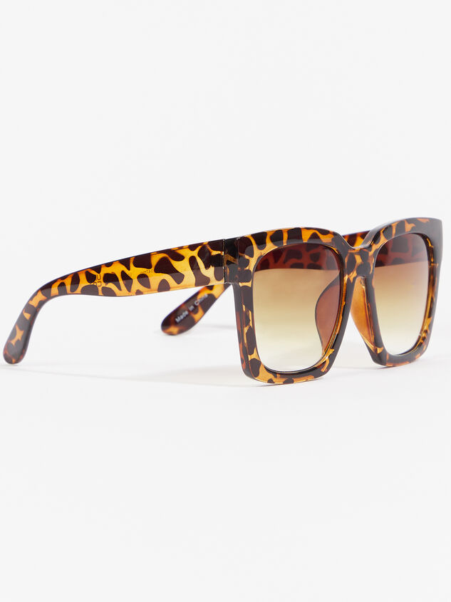 Sienna Sunglasses Detail 2 - ARULA
