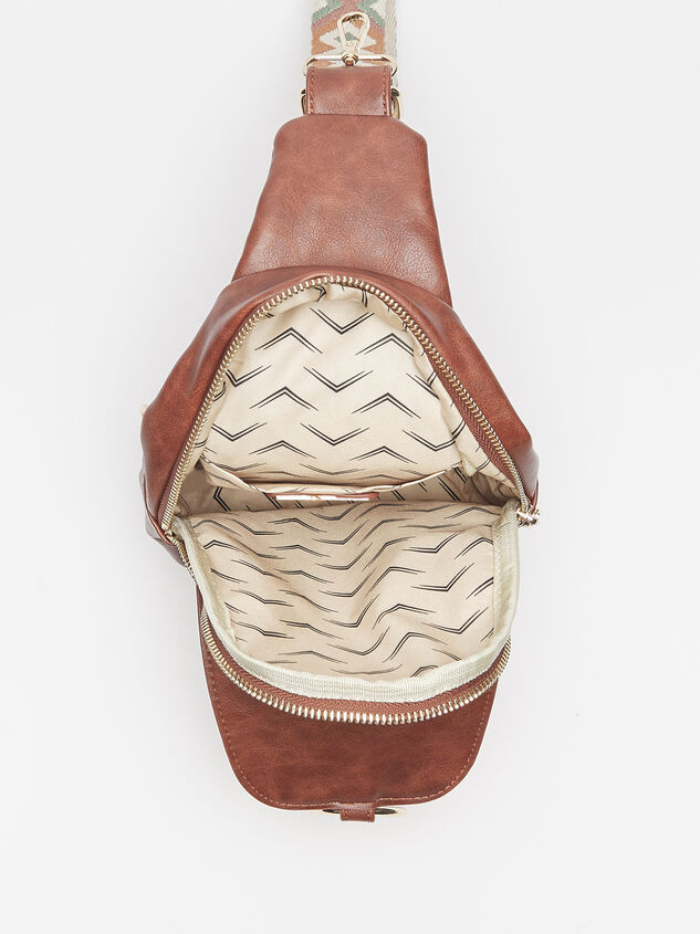 Vana Sling Bag Detail 5 - ARULA