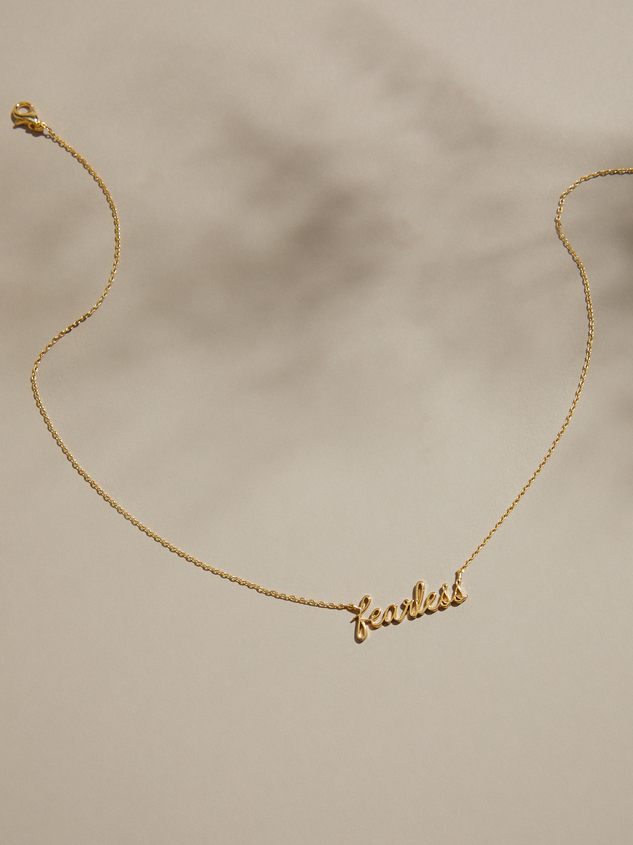 18K Gold Fearless Necklace Detail 2 - ARULA